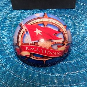 R.M.S. Titanic Souvenir paperweight (BC-3)